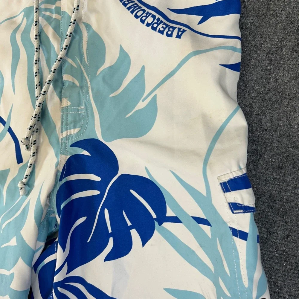 Abercrombie & Fitch Mens Blue Tropical Monstera Leaf Board Shorts Swim Trunks 32
